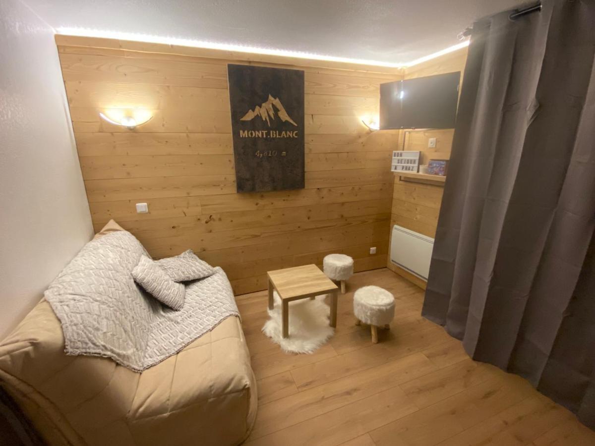 Chaleureux Appartement Renove Ambiance Chalet Praz-sur-Arly Exterior photo